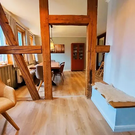 Bergstadthaus Für Familien Und Freunde Ferienhaus *